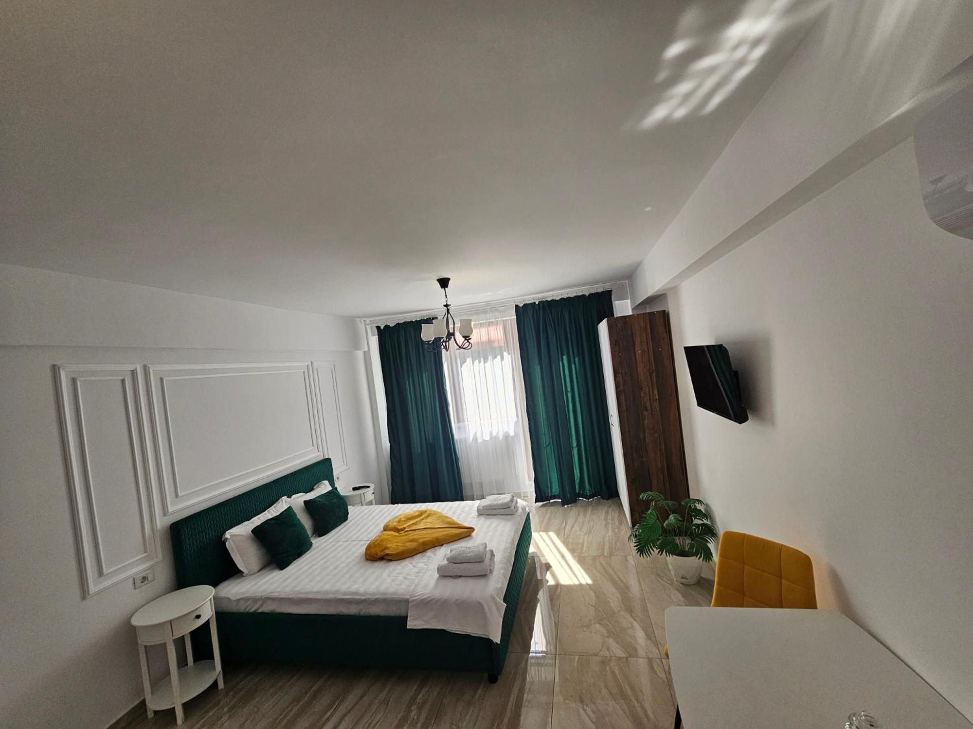 Didi Apartament Craiova Bagian luar foto