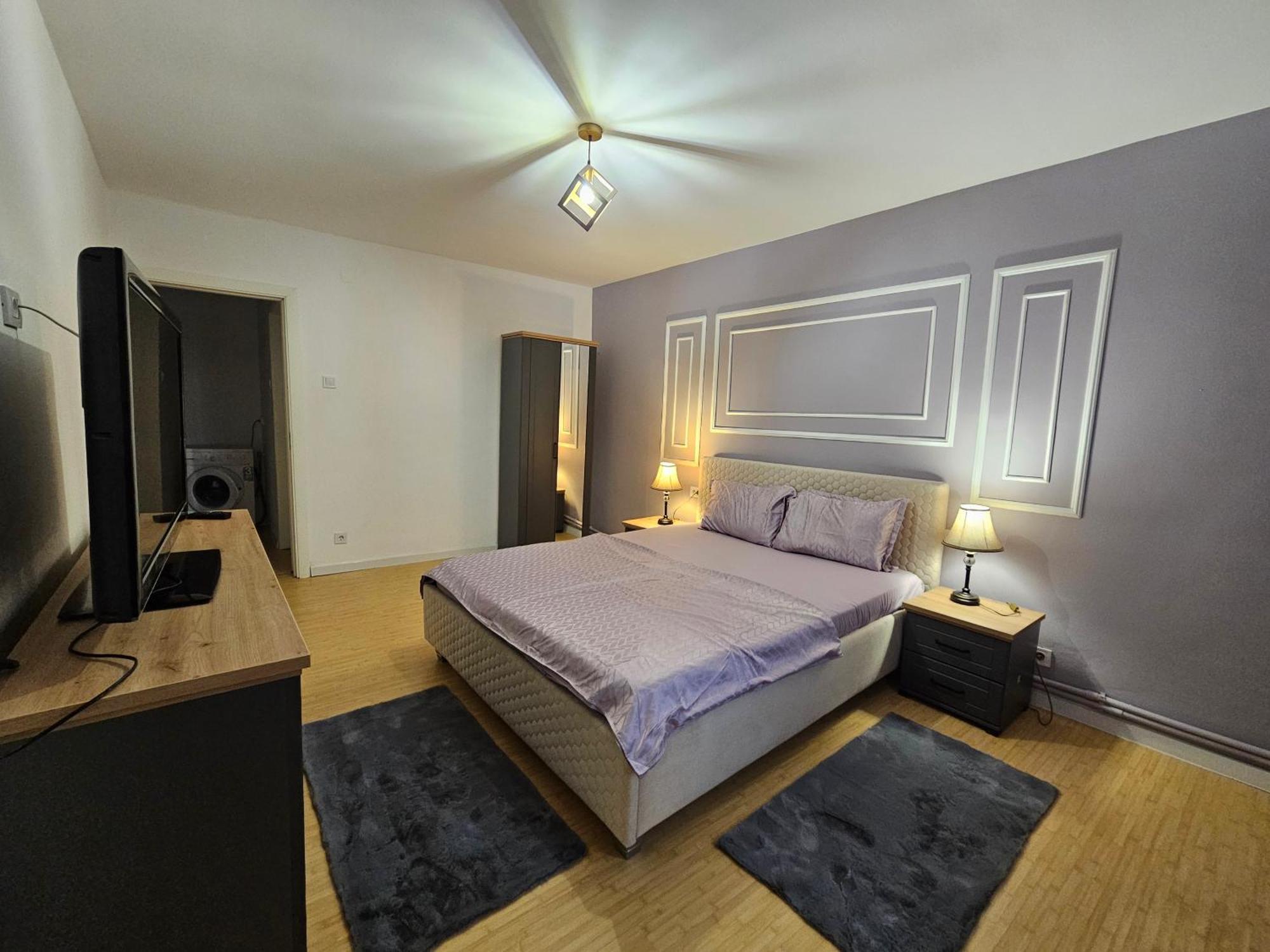 Didi Apartament Craiova Bagian luar foto
